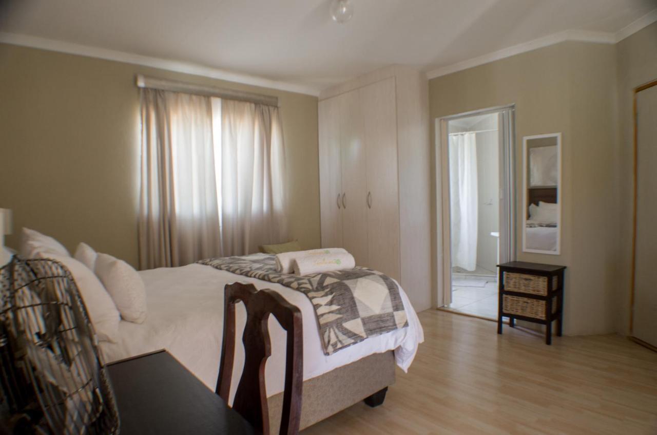 Seroloana Guest House Rustenburg Exterior foto