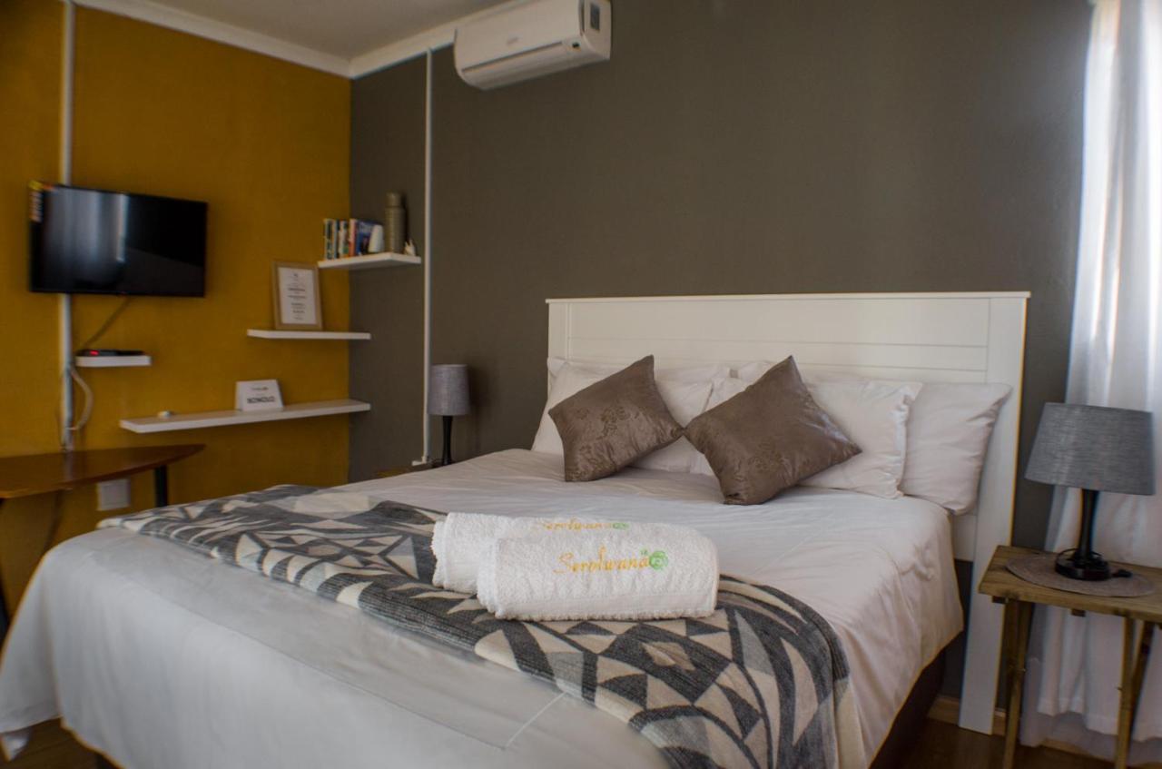 Seroloana Guest House Rustenburg Exterior foto
